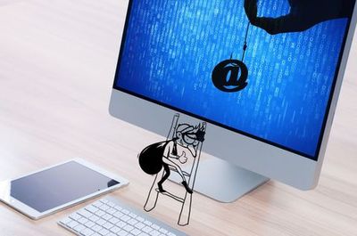 成年當(dāng)天，能否踏入網(wǎng)吧？解讀互聯(lián)網(wǎng)上網(wǎng)服務(wù)的年齡規(guī)定